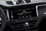 Porsche Macan S SportDesign Package 2018 года (WW)